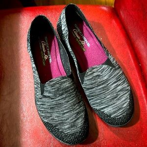 Sketchers Classic Fit size 10
